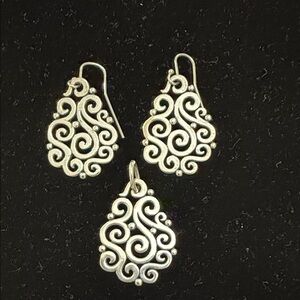 James Avery Elegant Silver Swirl Earrings and Pendant Set